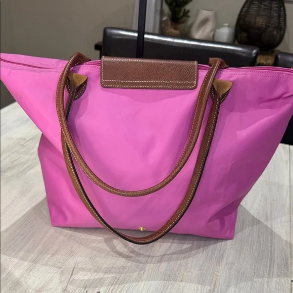 Longchamp Pink Tote Bag - Picture 6 of 14